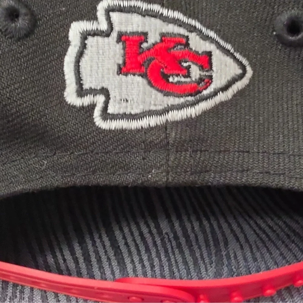 New Era 9FIFTY Youth Kansas City Chiefs NFL Snapback Cap Black/Red/Yellow